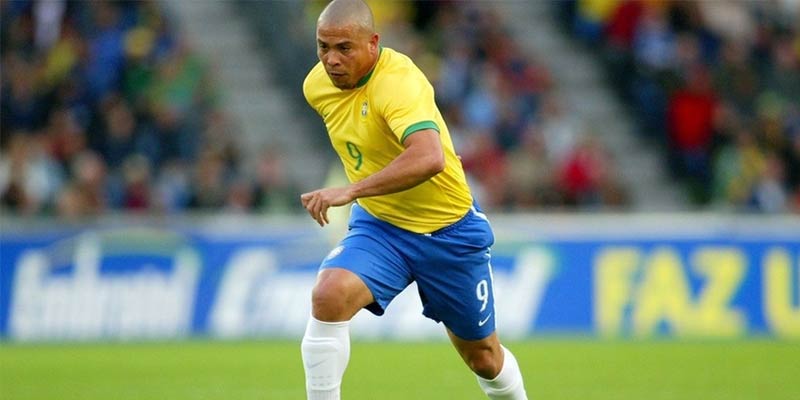 Ông góp công lớn trong chức vô địch World Cup 2002 của Brazil